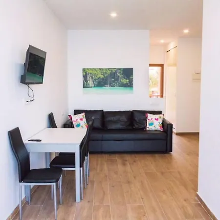 Paseo Maritimo, Cristianos Over The Sea Free Wifi Apartment